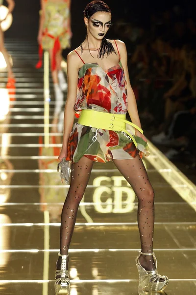 Look 20